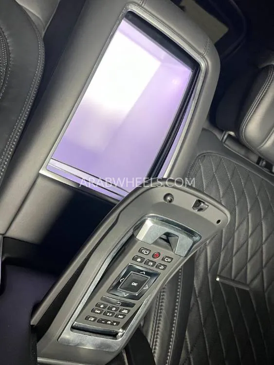 Land Rover Range Rover 2022 for Sale in Dubai Image-10