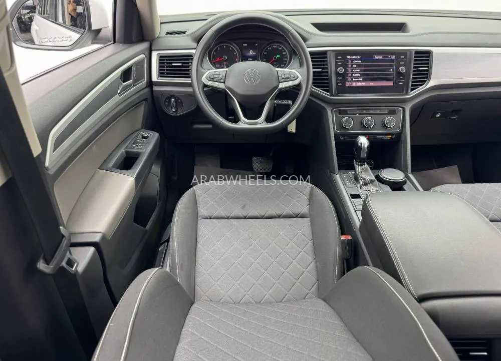 Volkswagen Teramont 2021 for Sale in Dubai Image-8