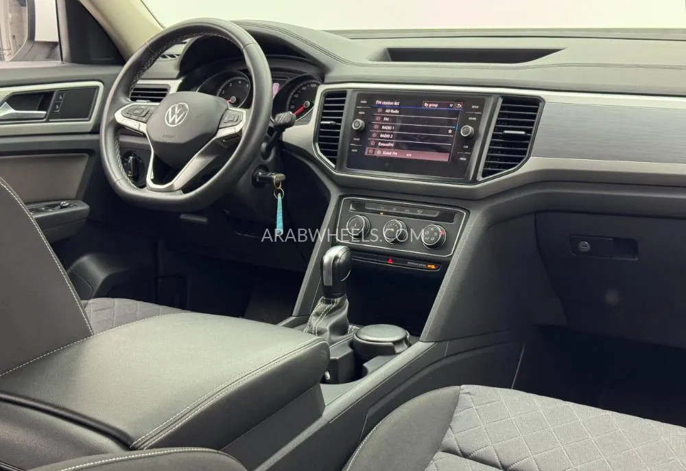 Volkswagen Teramont 2021 for Sale in Dubai Image-10