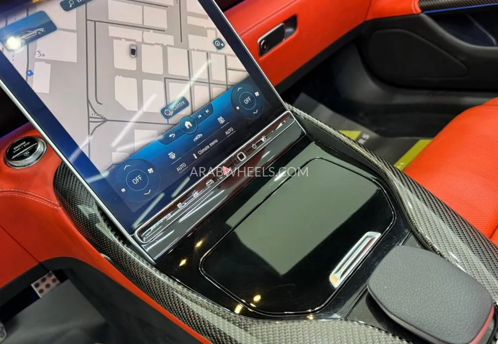 Mercedes Benz SL Class 2022 for Sale in Dubai Image-2