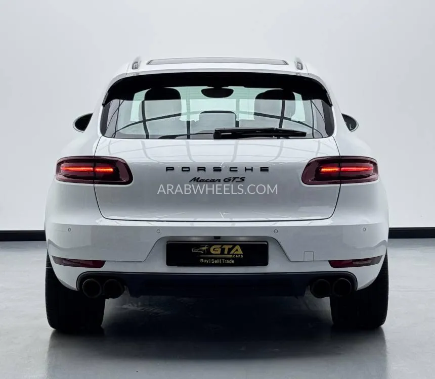 Porsche Macan 2017 for Sale in Dubai Image-5