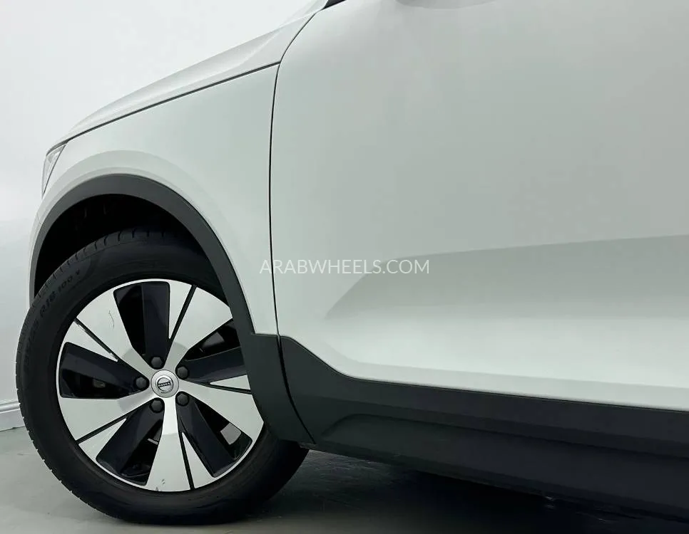 Volvo XC40 2022 for Sale in Dubai Image-13