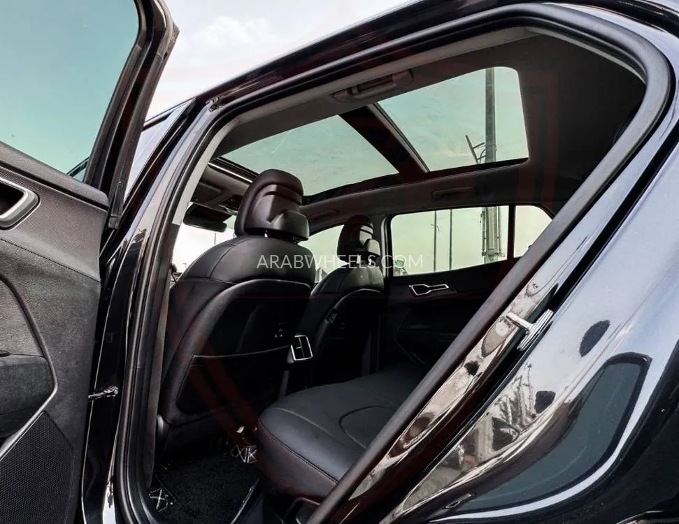 Kia Sportage 2023 for Sale in Sharjah Image-10