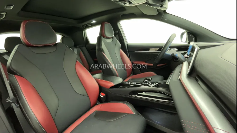 Geely Coolray 2024 for Sale in Dubai Image-28