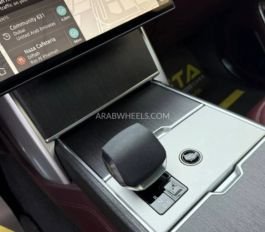 Land Rover Range Rover 2024 for Sale in Dubai Image-10