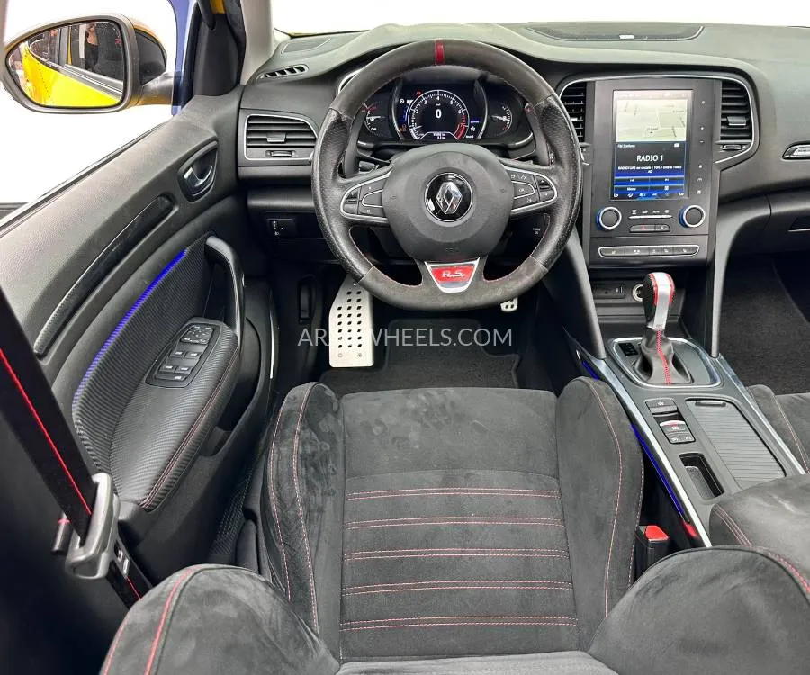 Renault Megane 2019 for Sale in Dubai Image-8