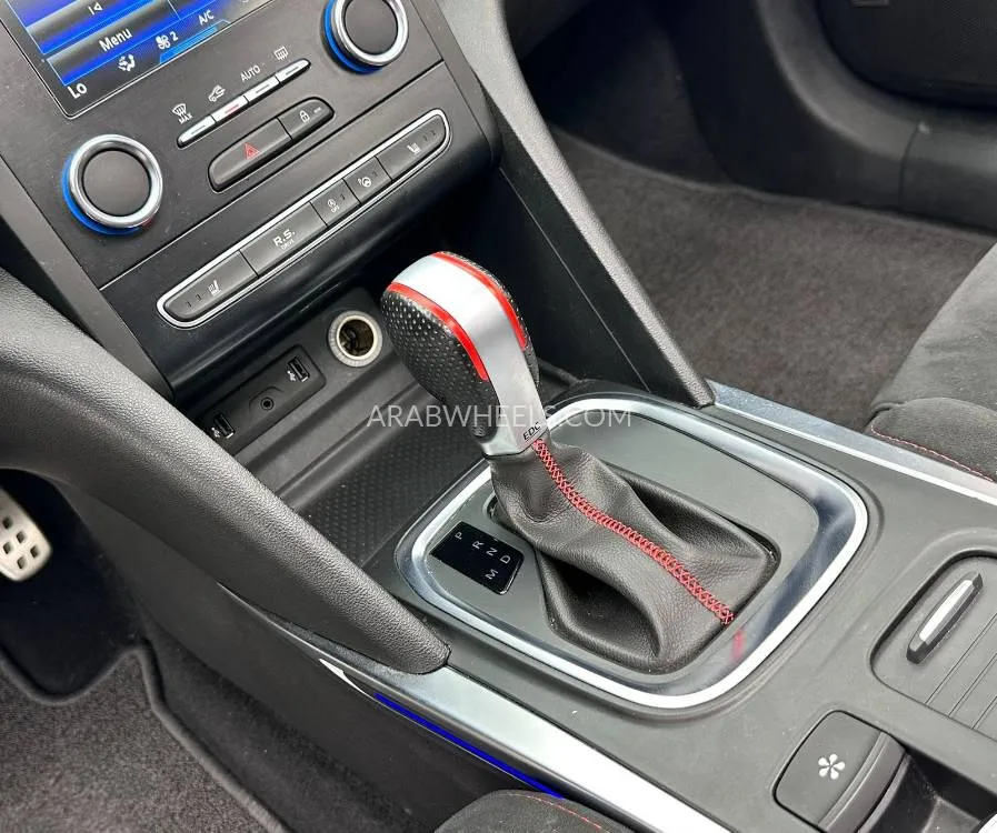 Renault Megane 2019 for Sale in Dubai Image-13