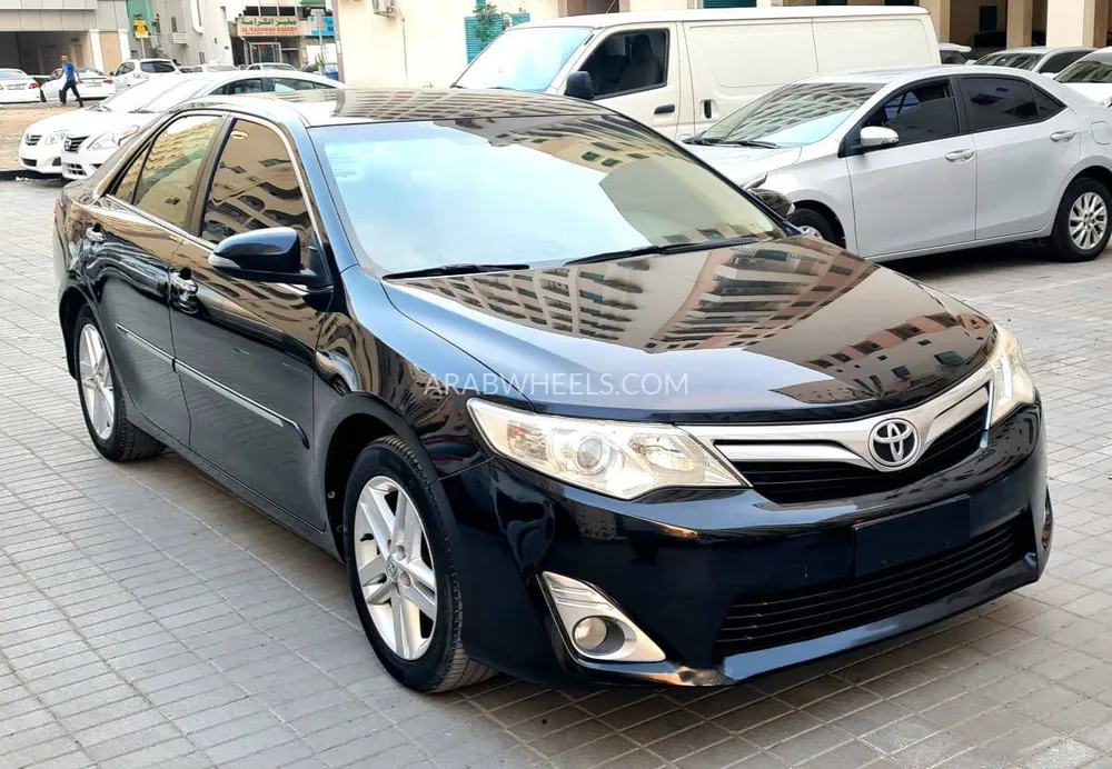Toyota Camry 2015 for Sale in Sharjah Image-4