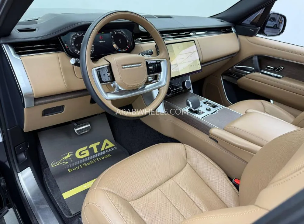 Land Rover Range Rover 2023 for Sale in Dubai Image-4
