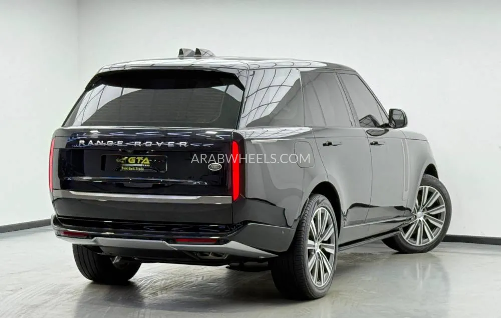 Land Rover Range Rover 2023 for Sale in Dubai Image-8