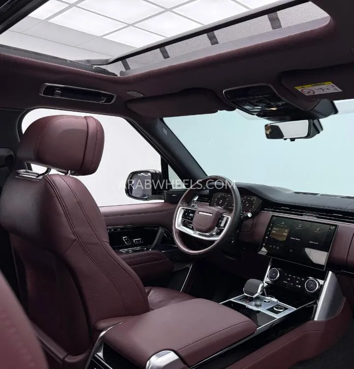Land Rover Range Rover 2023 for Sale in Dubai Image-13