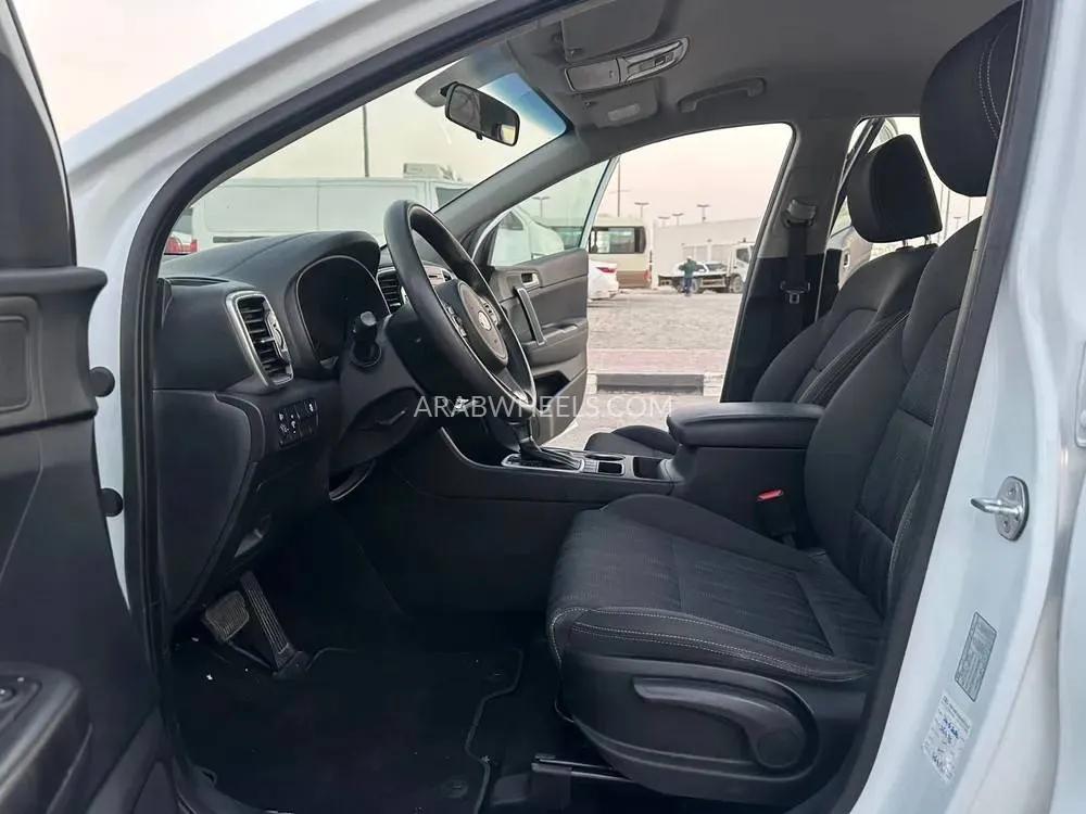 Kia Sportage 2019 for Sale in Sharjah Image-9