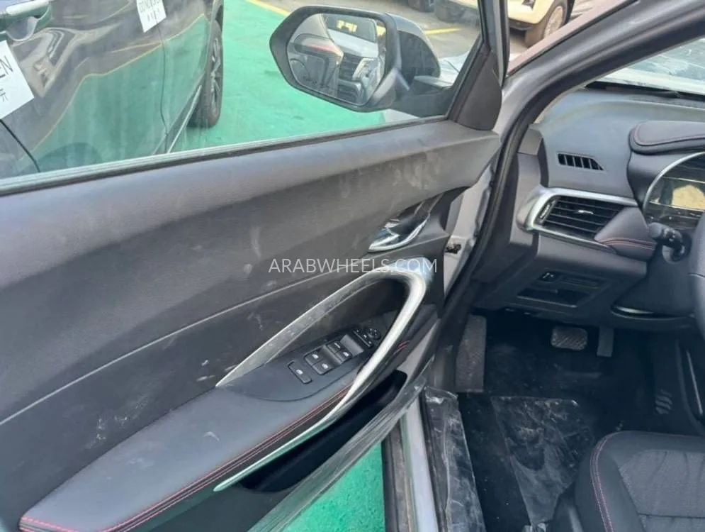 Chevrolet Groove 2024 for Sale in Dubai Image-11