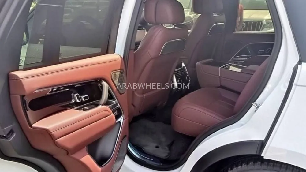 Land Rover Range Rover 2022 for Sale in Dubai Image-11