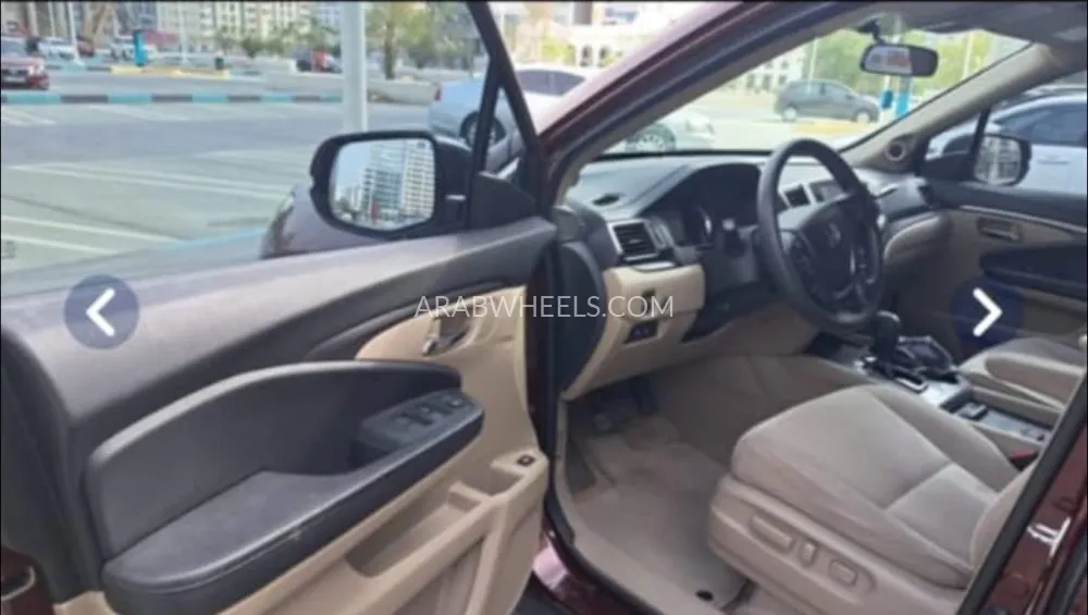 Honda Pilot 2017 for Sale in Dubai Image-11