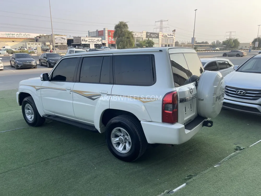 Nissan Patrol 2006 for Sale in Ras Al Khaimah Image-6