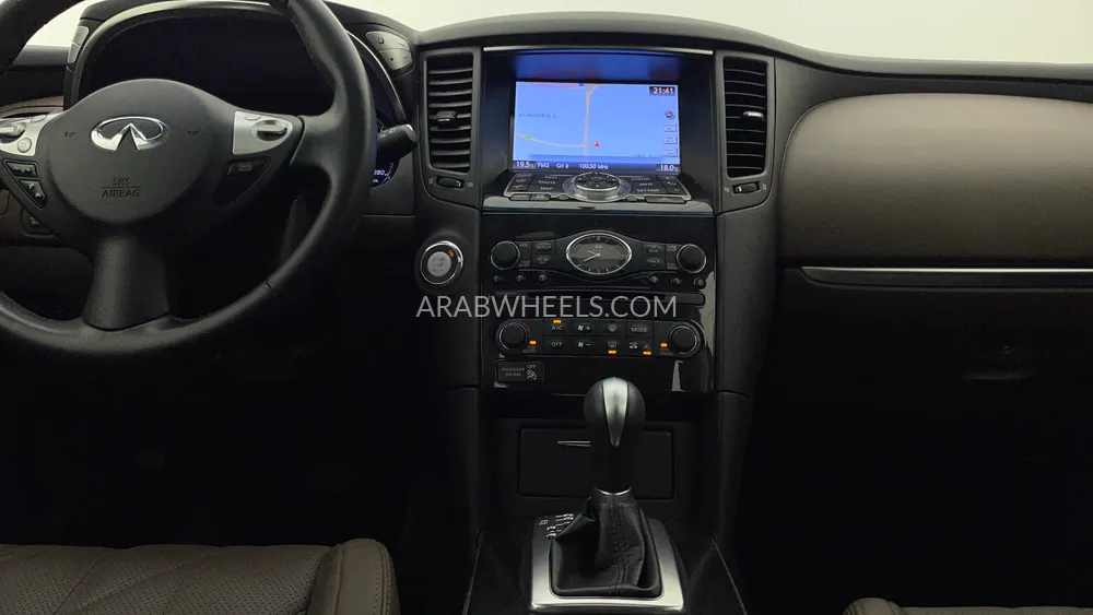إنفينيتي QX70 2020 for Sale in دبي Image-14