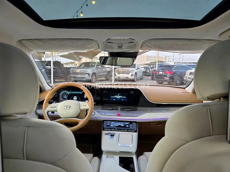 Hyundai Azera 2023 for Sale in Fujairah Image-14