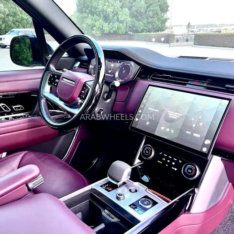 Land Rover Range Rover 2023 for Sale in Fujairah Image-12