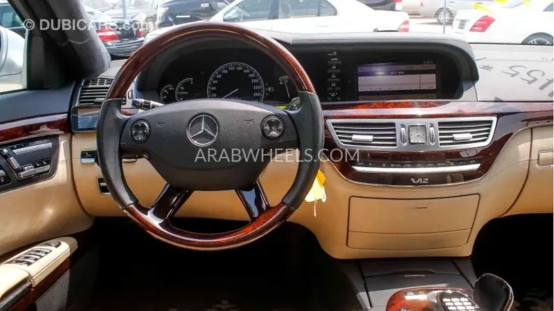 Mercedes Benz CLS Class 2007 for Sale in Dubai Image-8