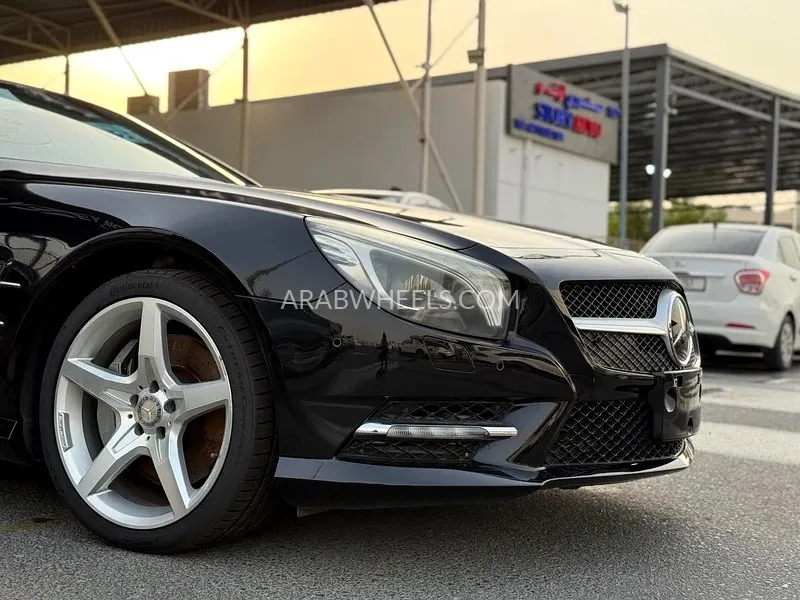 Mercedes Benz SL Class 2012 for Sale in Dubai Image-17