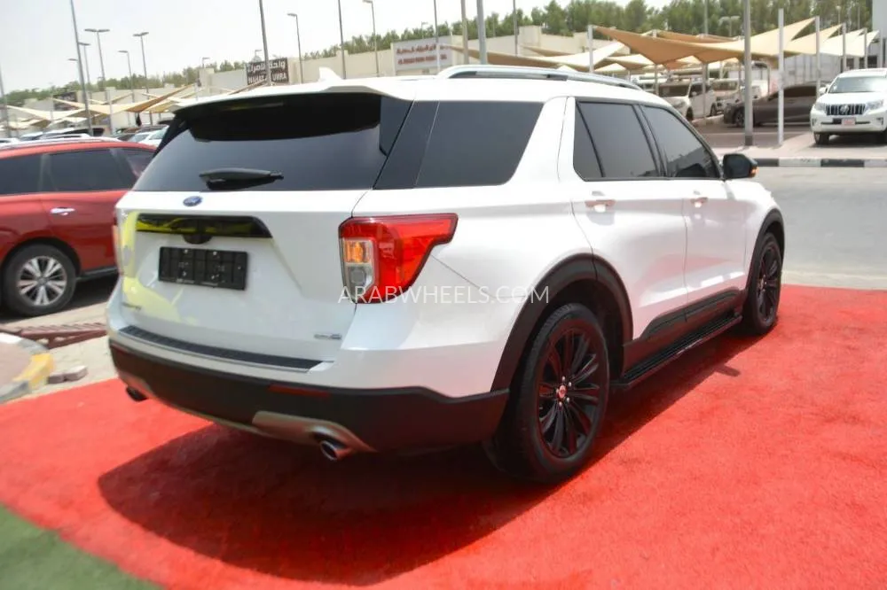 Ford Explorer 2020 for Sale in Sharjah Image-6