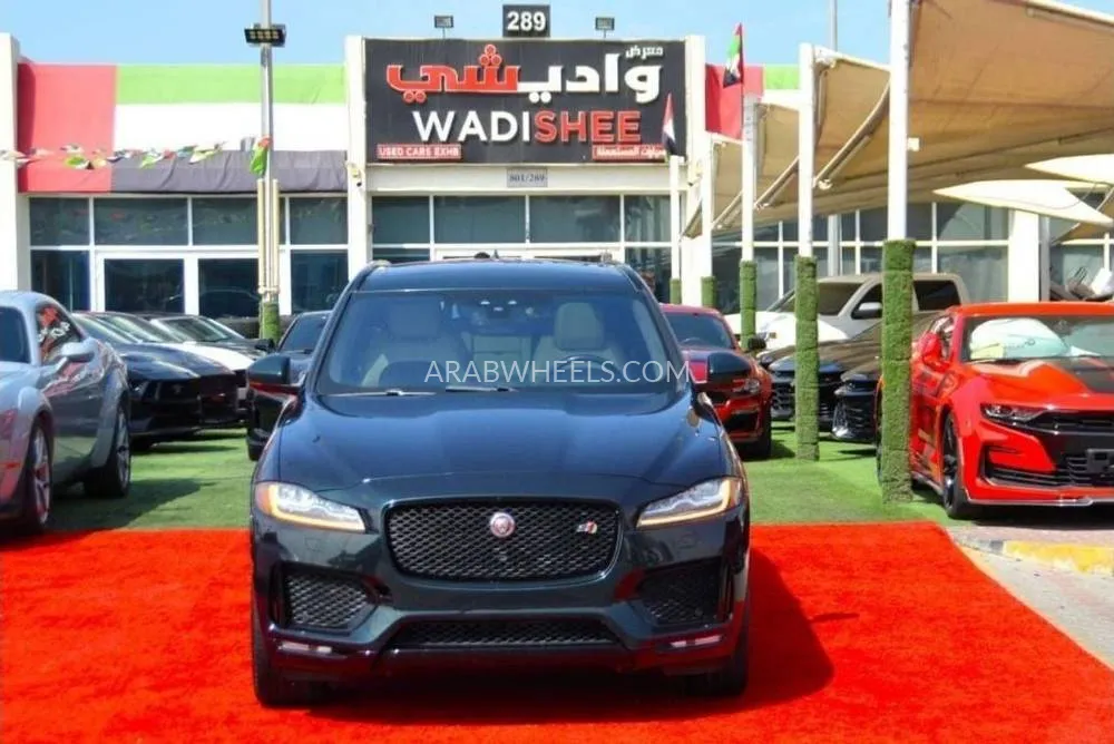 Jaguar F Pace 2018 for Sale in Sharjah Image-2