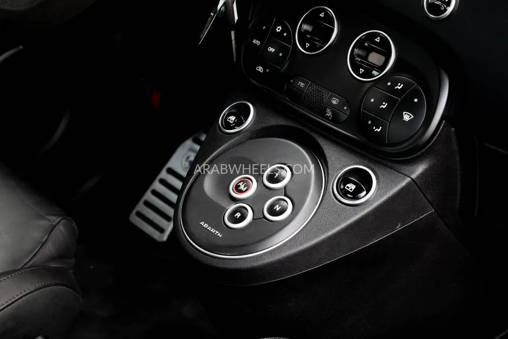 Abarth 595 2022 for Sale in Dubai Image-10