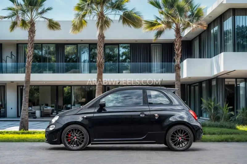 Abarth 595 2022 for Sale in Dubai Image-23