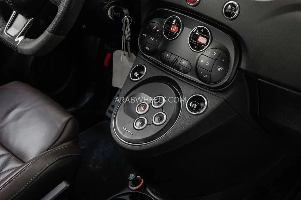 Abarth 595 2022 for Sale in Dubai Image-10