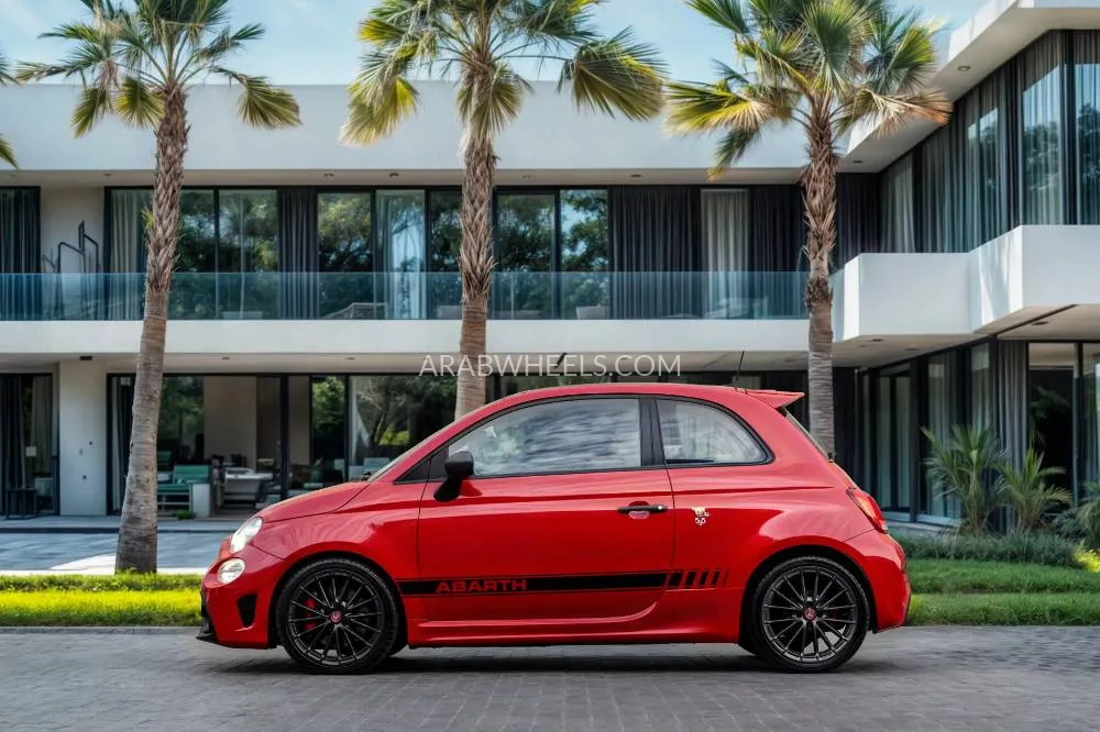 Abarth 595 2022 for Sale in Dubai Image-17