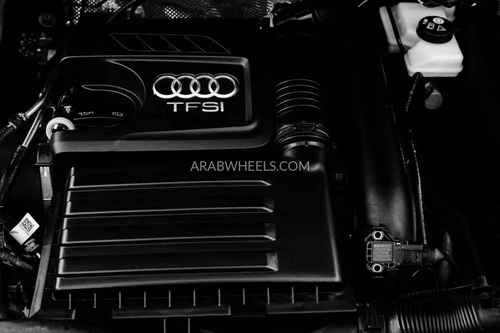 Audi Q3 2023 for Sale in Dubai Image-13