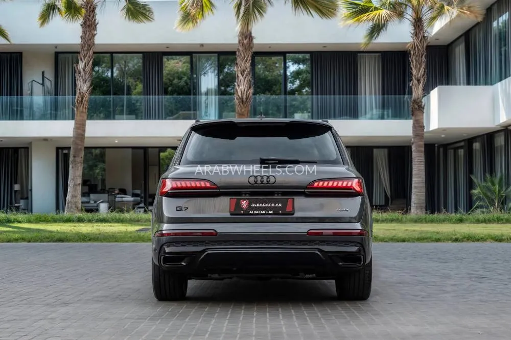Audi Q7 2023 for Sale in Dubai Image-20