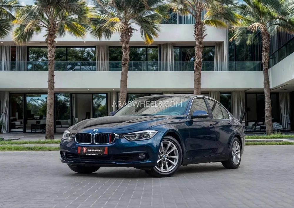 BMW 3 series 2018 for Sale in Dubai Image-15