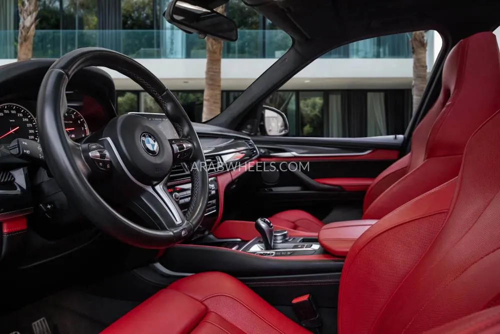 BMW X5 2018 for Sale in Dubai Image-9