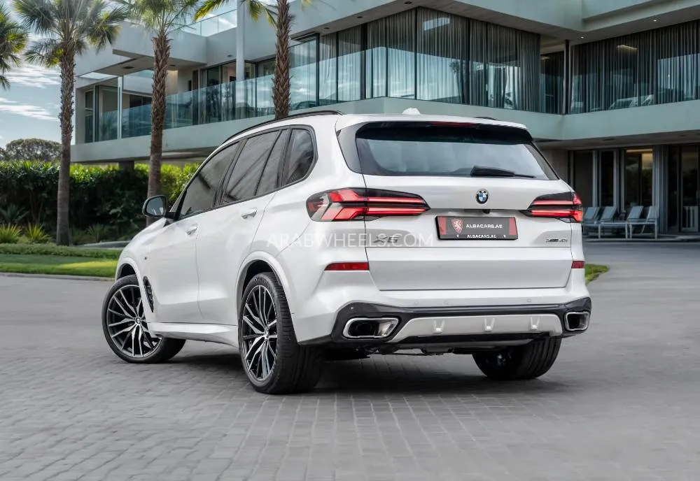 BMW X5 2024 for Sale in Dubai Image-3