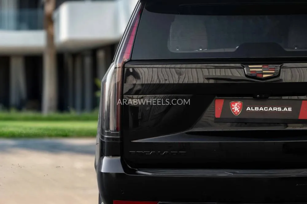 Cadillac Escalade 2022 for Sale in Dubai Image-6
