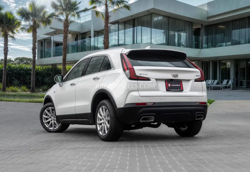 Cadillac XT4 2022 for Sale in Dubai Image-3