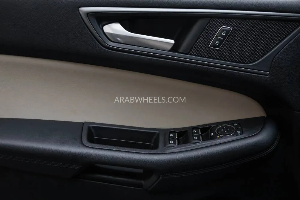 Ford Edge 2022 for Sale in Dubai Image-14