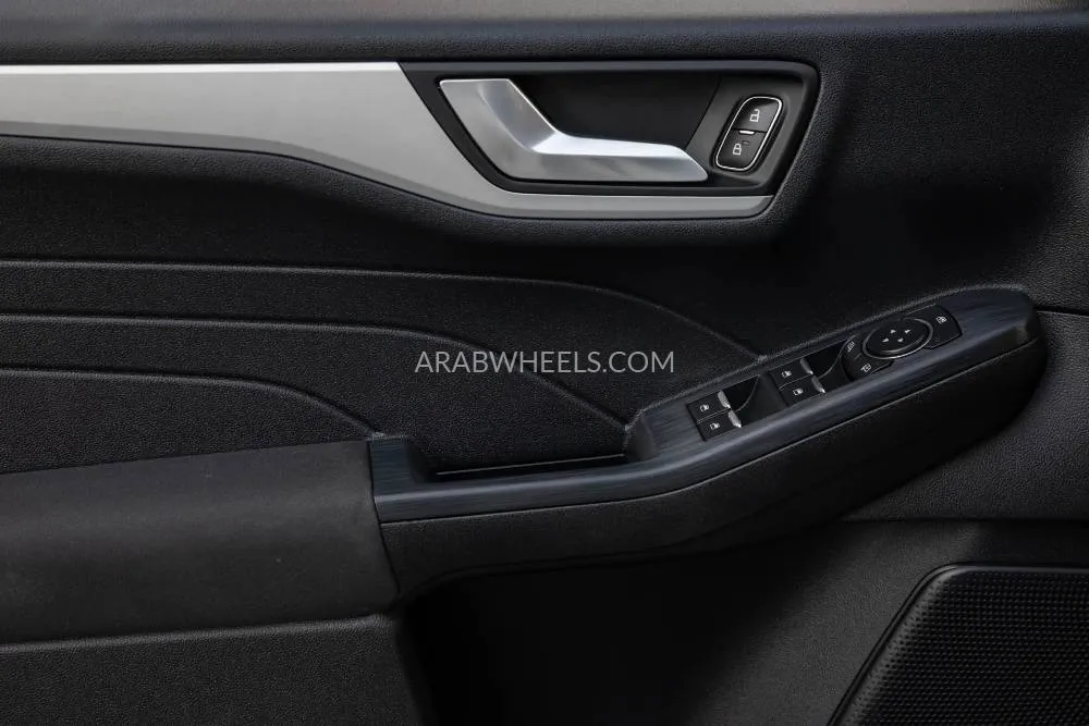 Ford Escape 2022 for Sale in Dubai Image-13