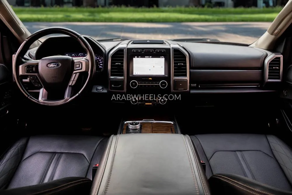 Ford Expedition 2019 for Sale in Dubai Image-8