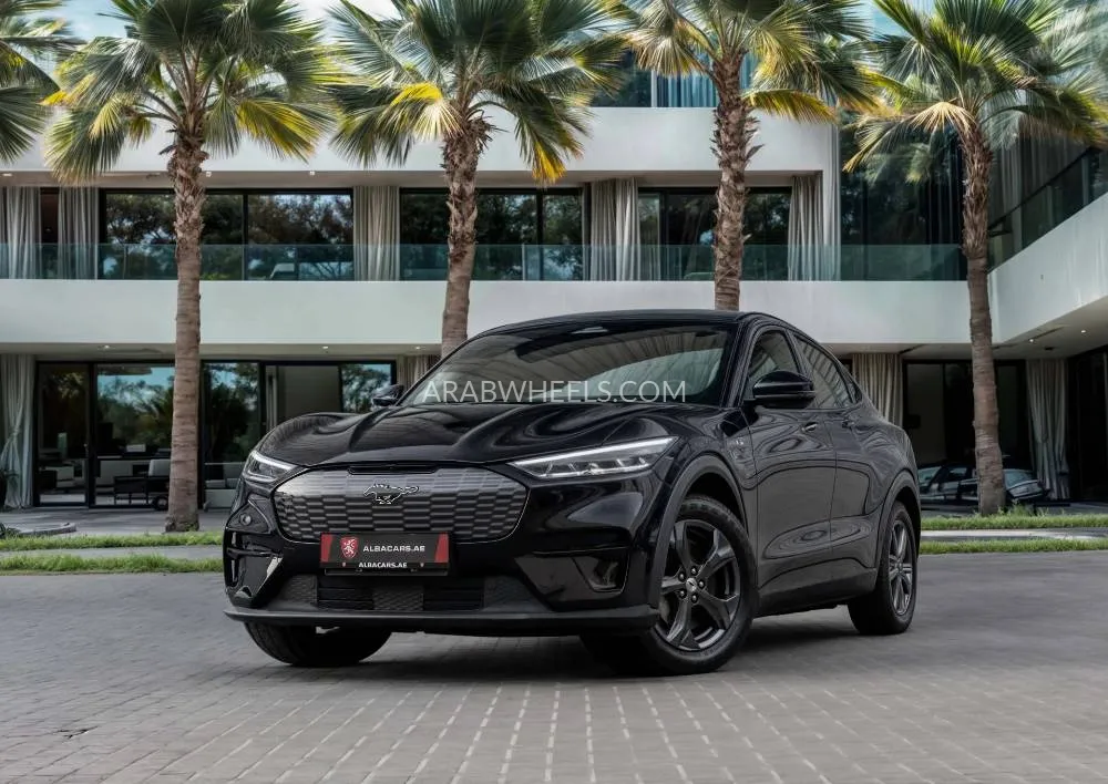 Ford Mustang Mach E 2022 for Sale in Dubai Image-16