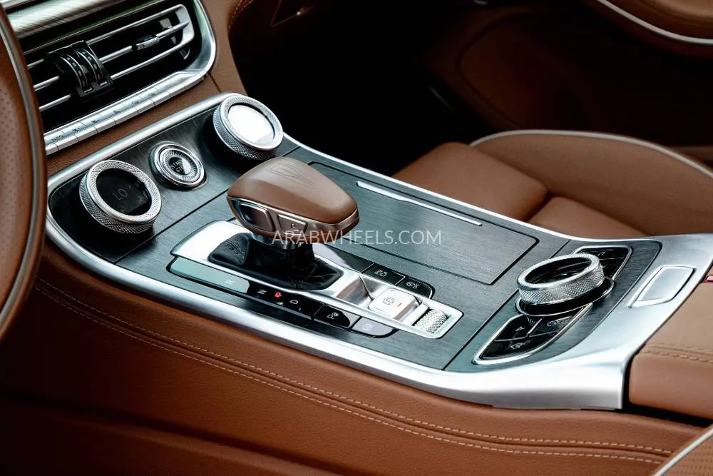 Hongqi H9 2023 for Sale in Dubai Image-10