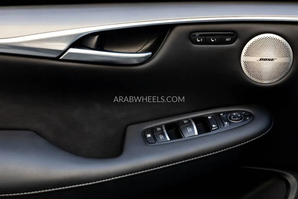 Infiniti QX50 2025 for Sale in Dubai Image-12
