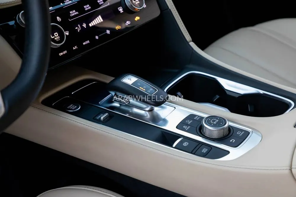 Infiniti QX60 2024 for Sale in Dubai Image-10