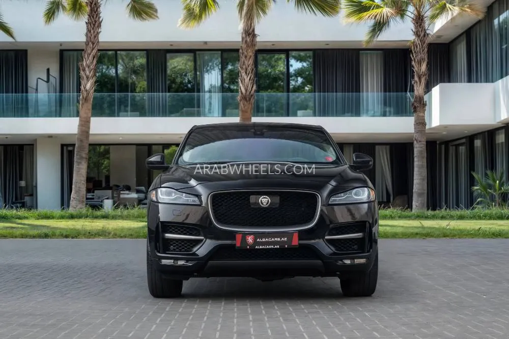 Jaguar F Pace 2020 for Sale in Dubai Image-4