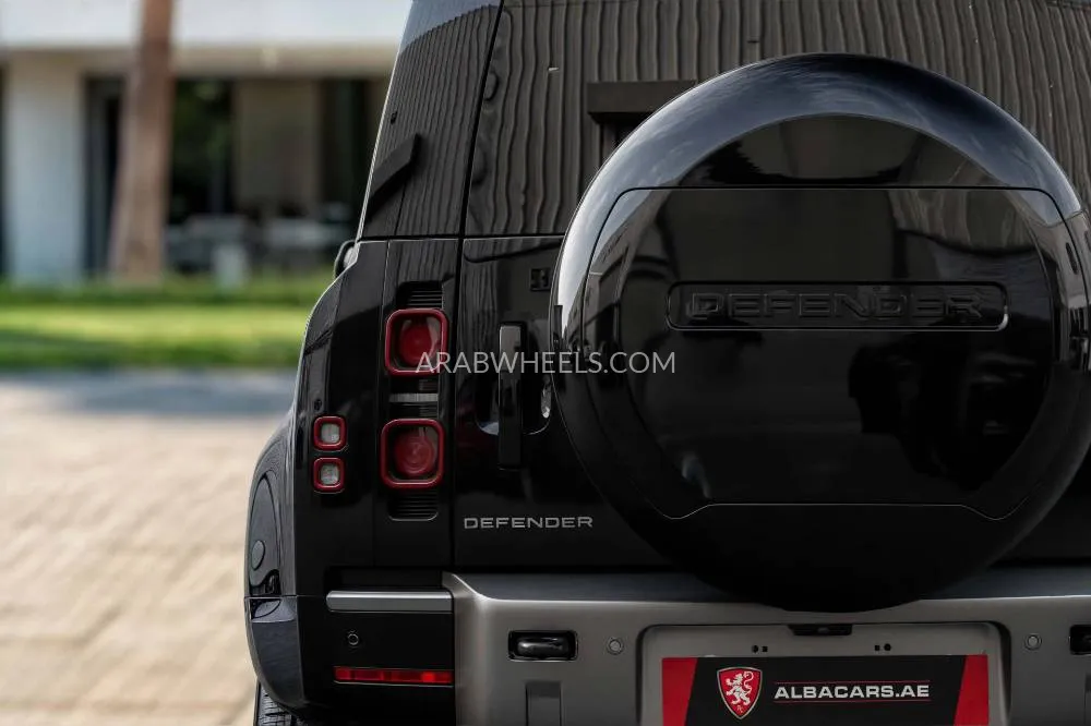 Land Rover Defender 2024 for Sale in Dubai Image-6