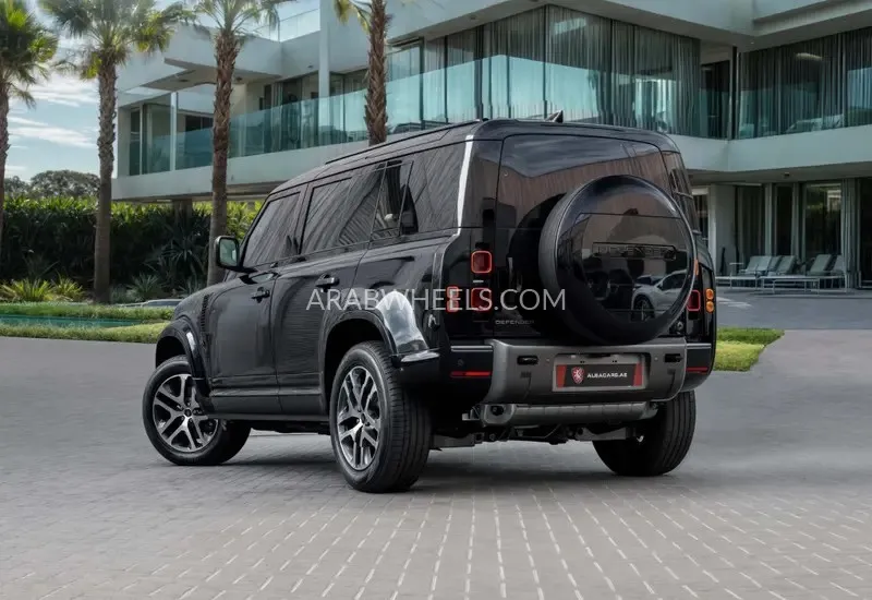 Land Rover Defender 2024 for Sale in Dubai Image-24
