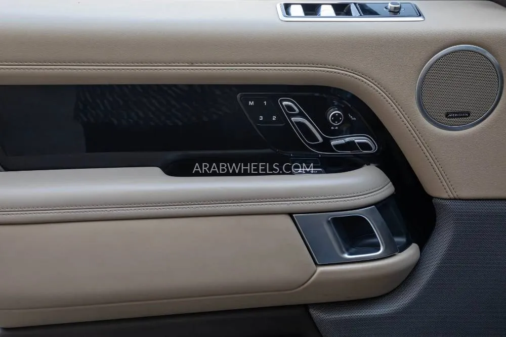 Land Rover Range Rover 2019 for Sale in Dubai Image-15