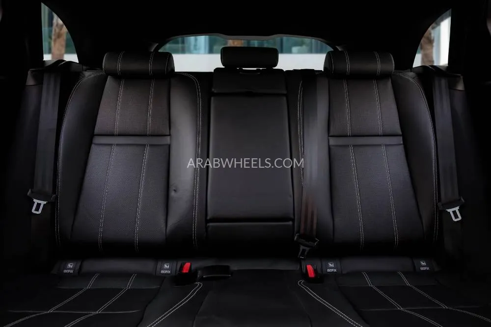 Land Rover Range Rover Velar 2019 for Sale in Dubai Image-11